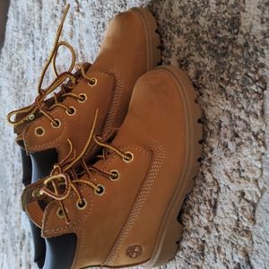 Timberland boots kids size 9